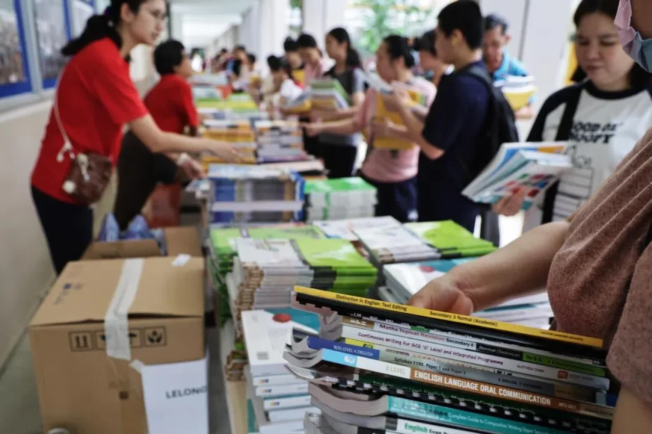 CDAC gives 0 e-vouchers to help 8,500 low-income families prepare for new school year