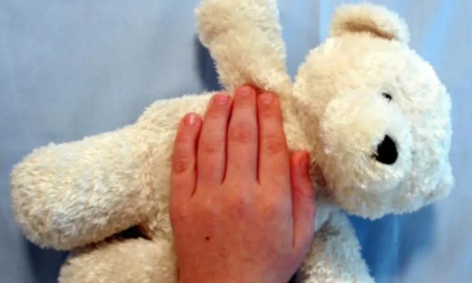 Man charged with molesting his 9-year-old son while boy was asleep Man charged with molesting his 9-year-old son while boy was asleep