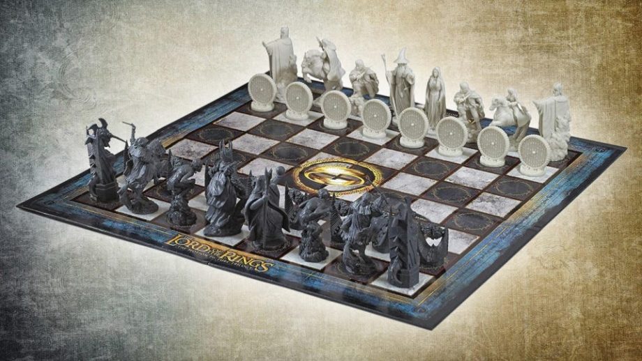 This Lord of the Rings Chess Set Is the Gift You Didn’t Know You Needed This Lord of the Rings Chess Set Is the Gift You Didn’t Know You Needed