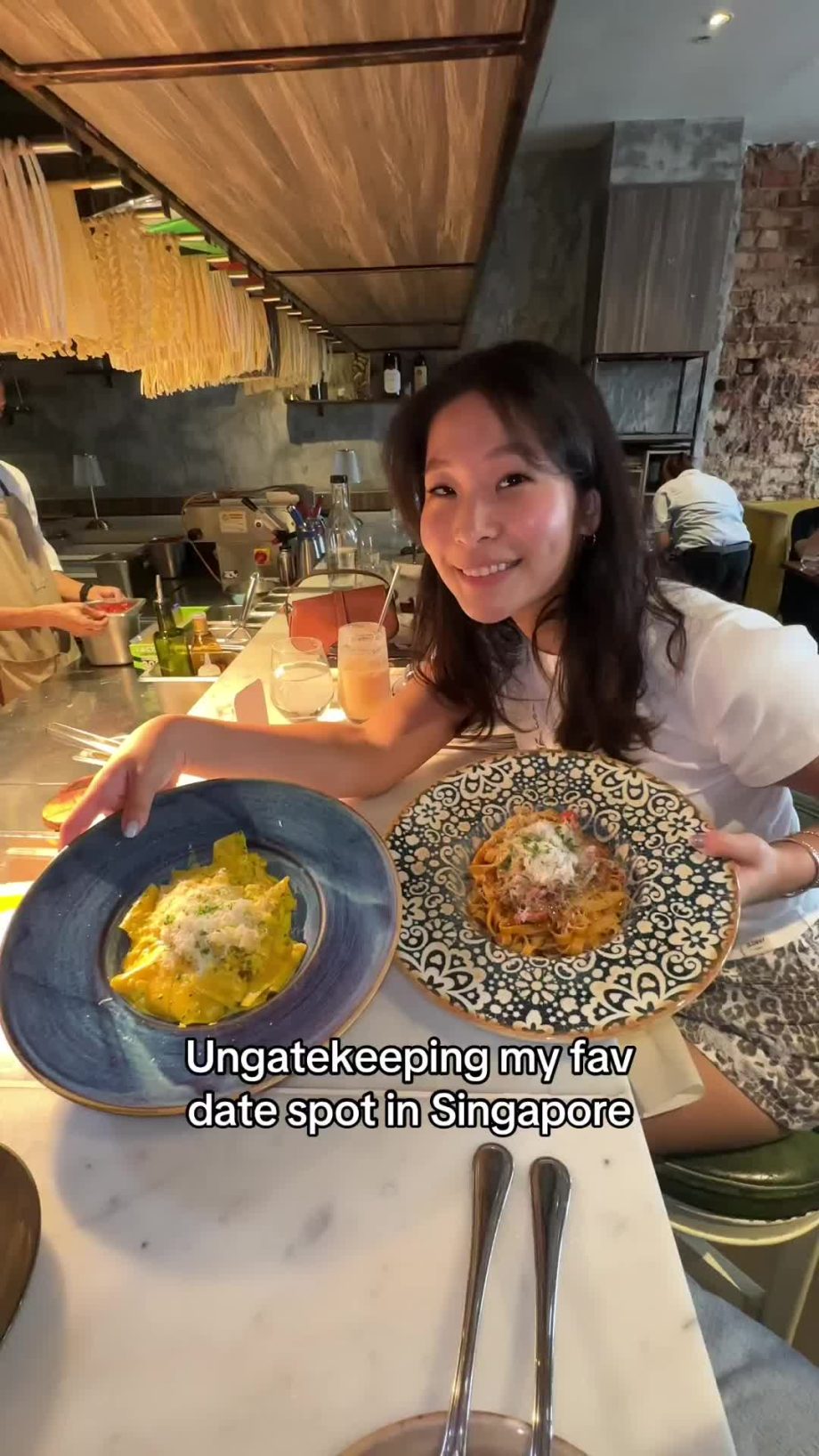 @ochaeyeono pasta bar used to be my fav date spot!! You guys can have it now  #d…