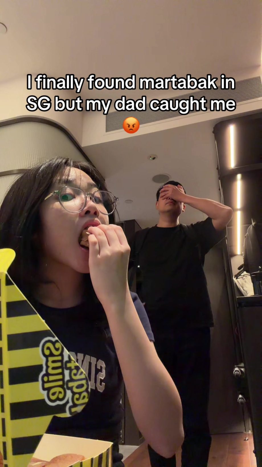 @martabakforlyfe He took the box too after#martabak #dad #FoodTok #fyp #sg …