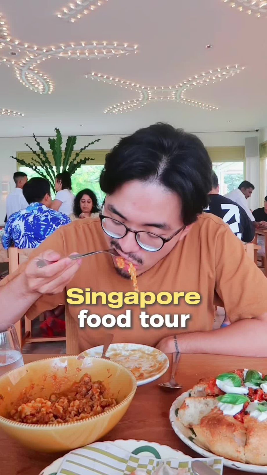 @dkhongan Bắt đầu series food tour ở Singapore thôi nào, clip này là tổng hợp mấ…