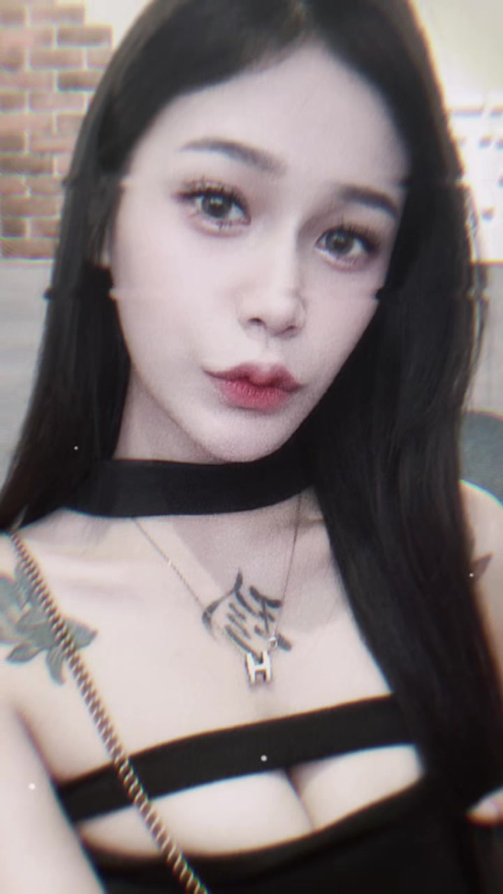 People On TikTok People On TikTok