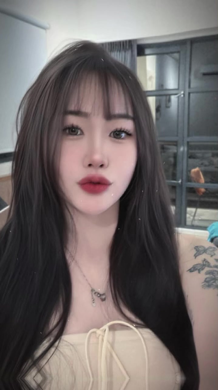 People On TikTok People On TikTok