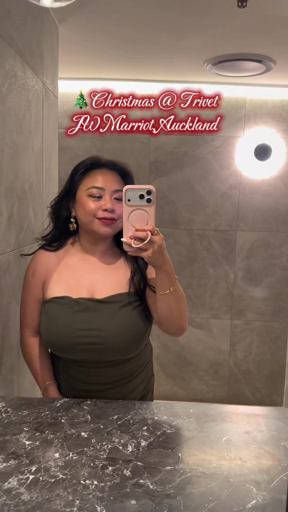 @amandagraceleo MERRY XMAS BAOBEIS  Like a typical Singaporean, Christmas dinner…