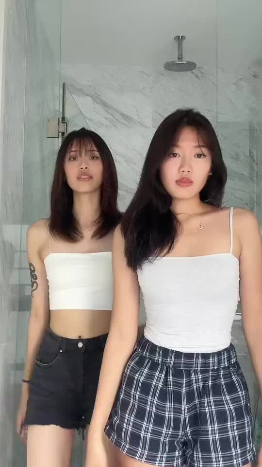 People On TikTok People On TikTok