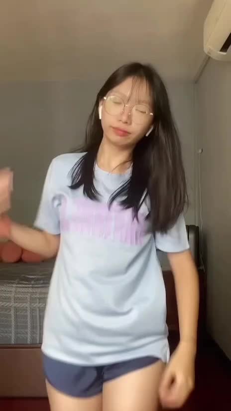 People On TikTok People On TikTok