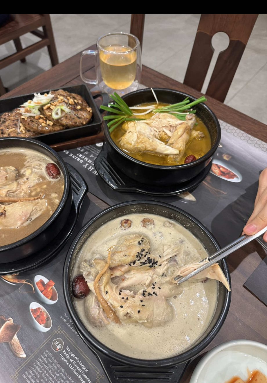 @alvinologymedia We finally checked out the new queue hotspot at CHIJMES. BOMUL …