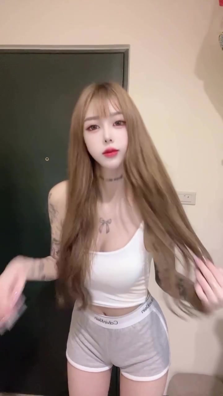 People On TikTok People On TikTok