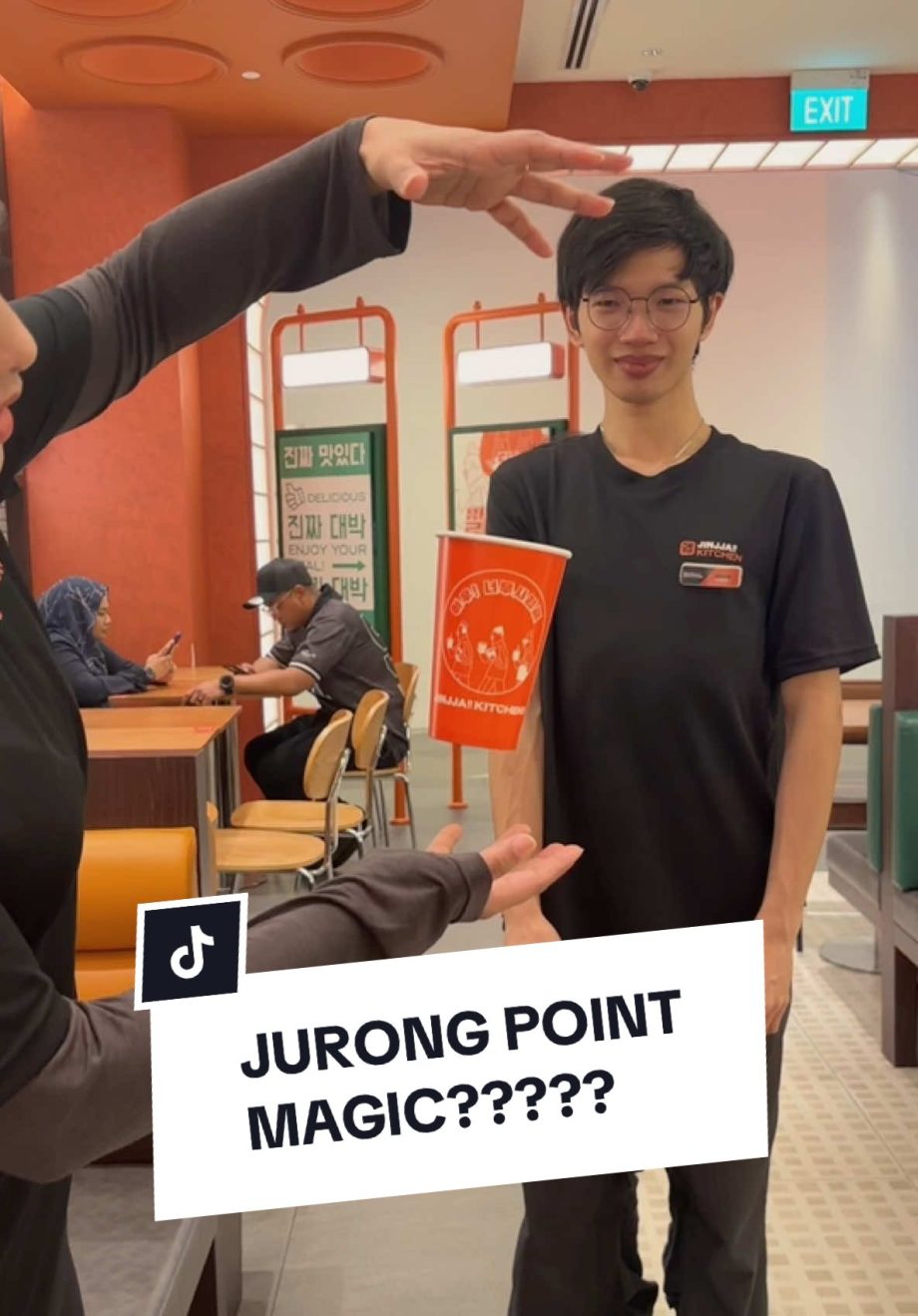 @jinjjachicken The real magic is you and I getting a meal at Jinjja  #whattoeats…