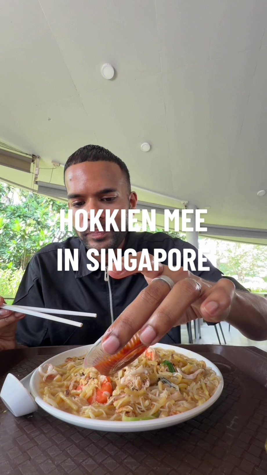 @alvinareyouok went to this famous hokkien mee restaurant in singapore and it di…