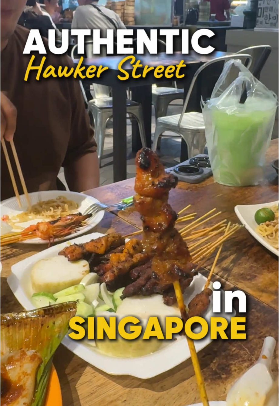 @joansfootprints Lau Pa Sat or Satay Street in Singapore is a must mga beh! #sin…