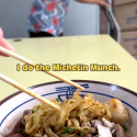 @fedby_  Michelin recommend Bak Chor Mee in Singapore  #MichelinMunch #SGFoodi…