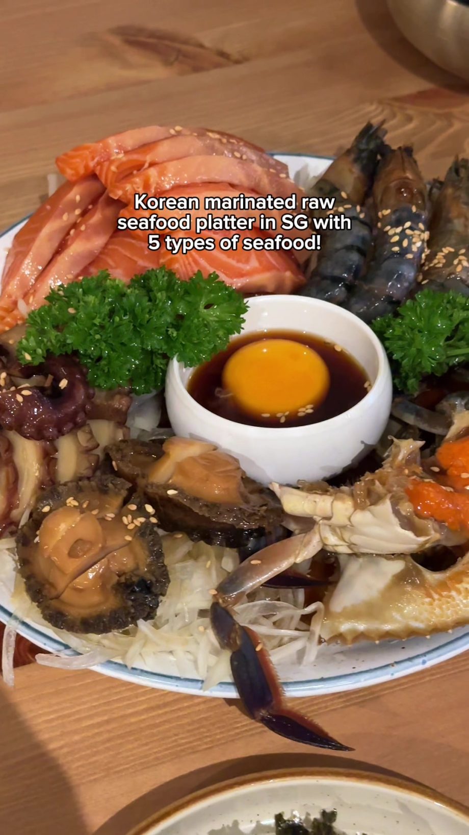 @travlim Came for the raw seafood but stayed for the spread of other Korean clas…