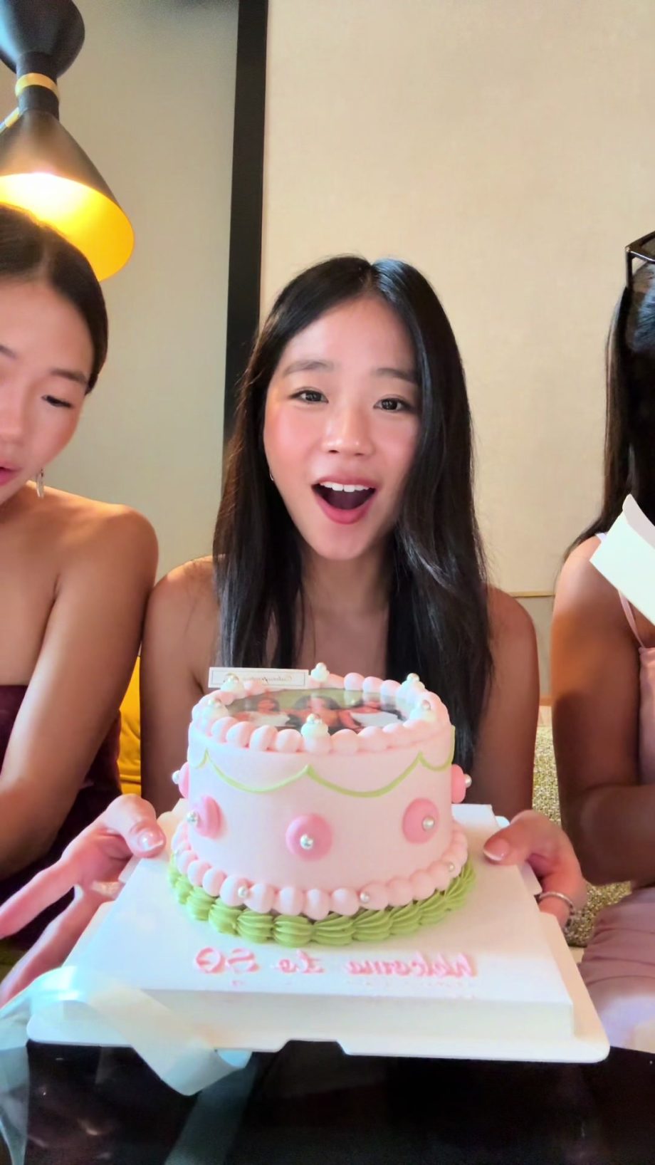 @hjevelyn THIS WAS SO YUMM WTFFF  #singapore #hasisters #tastetest #mukbang #sis…