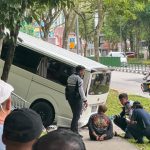 Van driver arrested after leading traffic police on chase around Choa Chu Kang, Singapore News