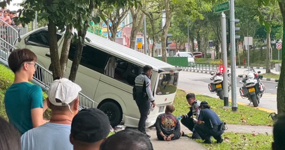 Van driver arrested after leading traffic police on chase around Choa Chu Kang, Singapore News