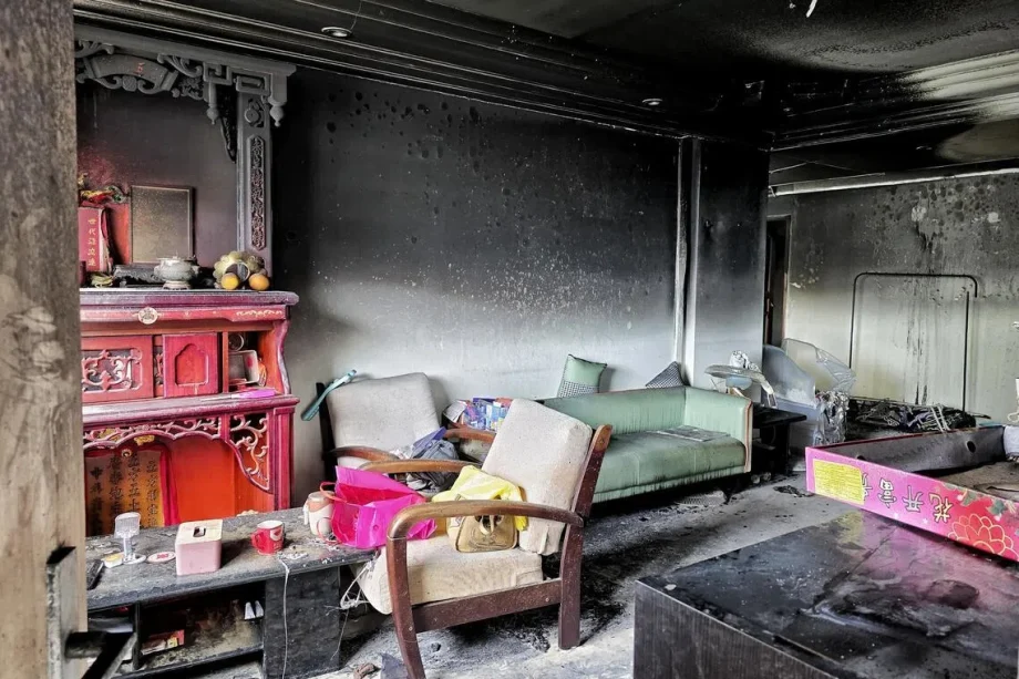 4 taken to hospital after fire likely caused by PMA in Tampines HDB flat 4 taken to hospital after fire likely caused by PMA in Tampines HDB flat