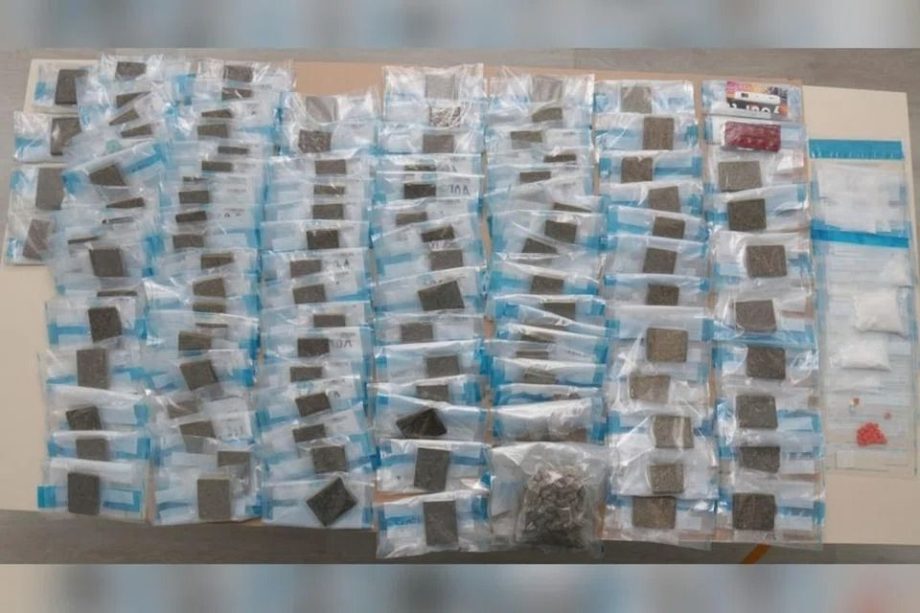 Woman arrested in Singapore’s West Coast Way condo after more than RM300,000 worth of drugs seized Woman arrested in Singapore’s West Coast Way condo after more than RM300,000 worth of drugs seized