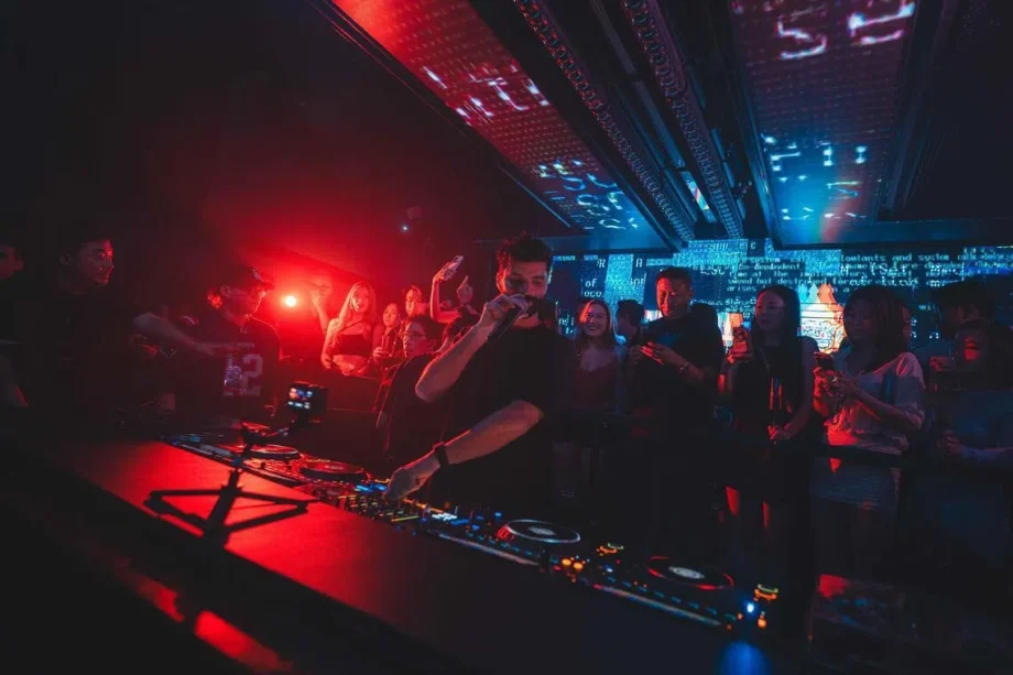 If 2025 was the year of nightlife closures in S’pore, 2026 will be the year of going small