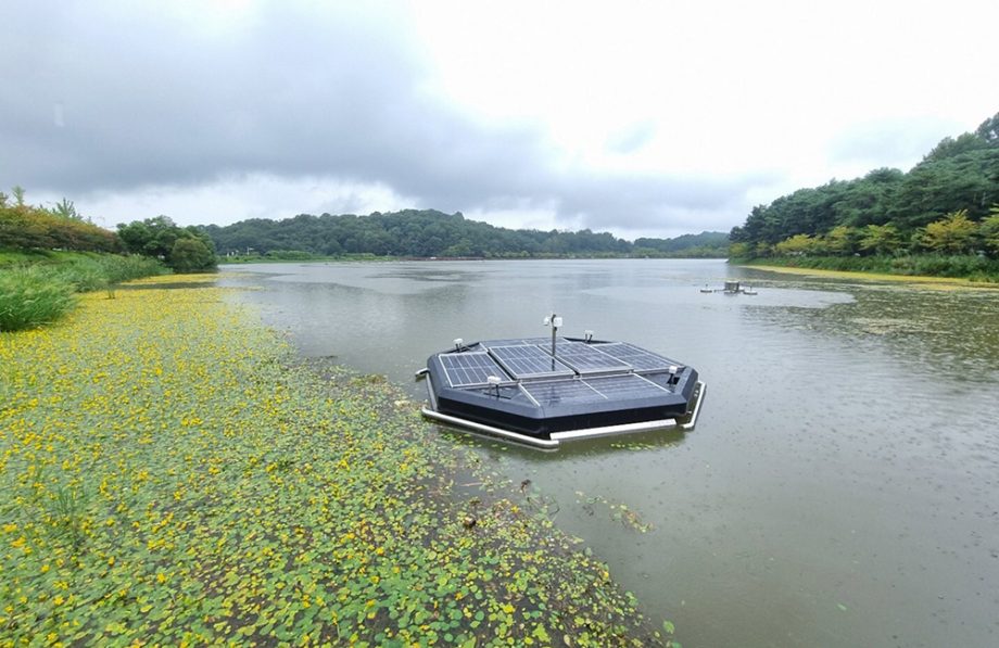 ECOPEACE brings water quality management robots to Singapore and the UAE ECOPEACE brings water quality management robots to Singapore and the UAE
