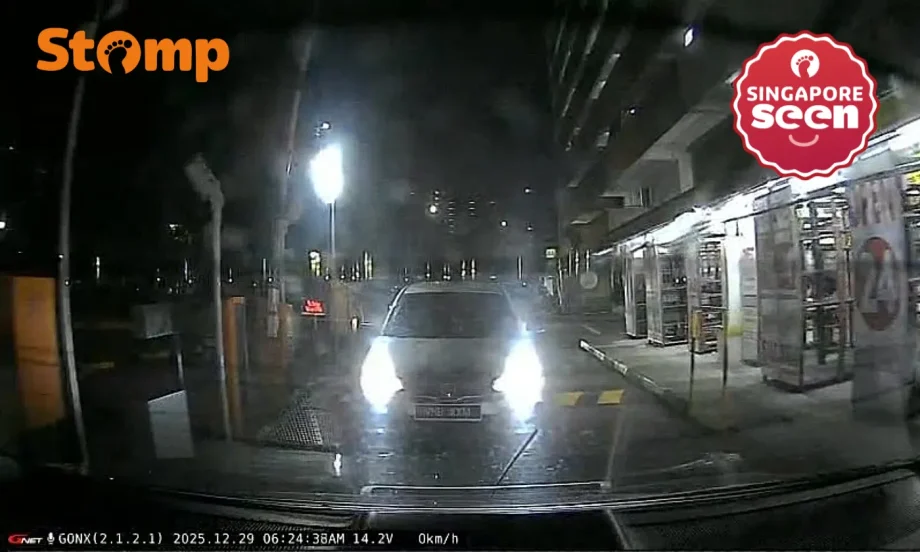 Motorist calls out M’sian-registered car for tailgating him out of Hougang carpark to evade charges Motorist calls out M’sian-registered car for tailgating him out of Hougang carpark to evade charges