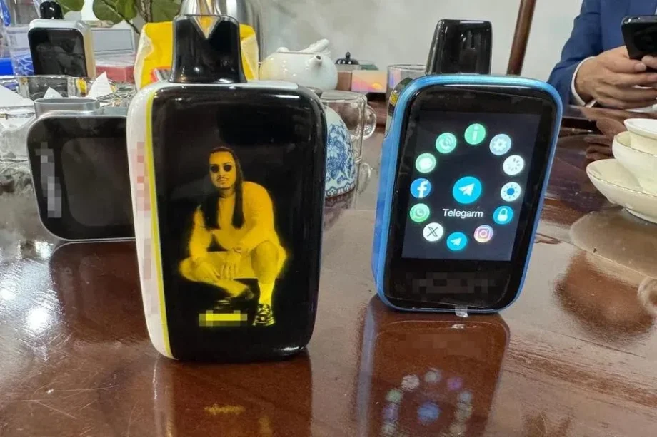 Vape that can play music, games, and more are being used to target young Vape that can play music, games, and more are being used to target young