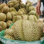 Man calls police after Bedok vendor with knife challenges him over  durian , Singapore News