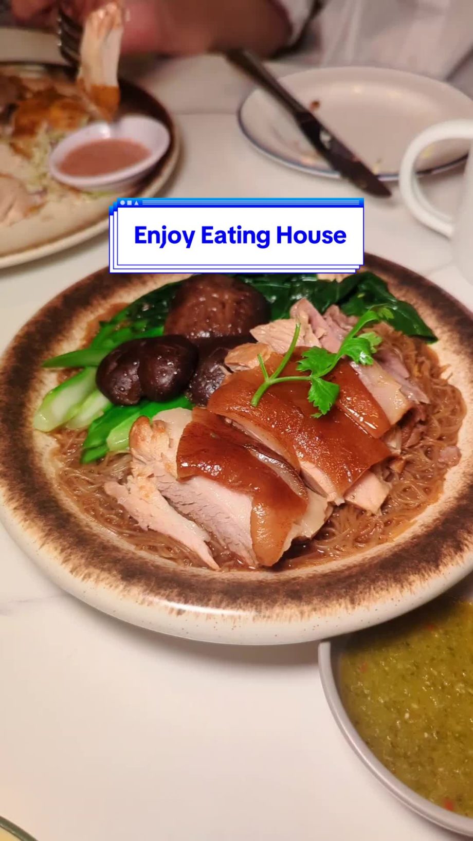 @eshtonc Perfect for your next family gathering! These guys serve up delicious h… @eshtonc Perfect for your next family gathering! These guys serve up delicious h…