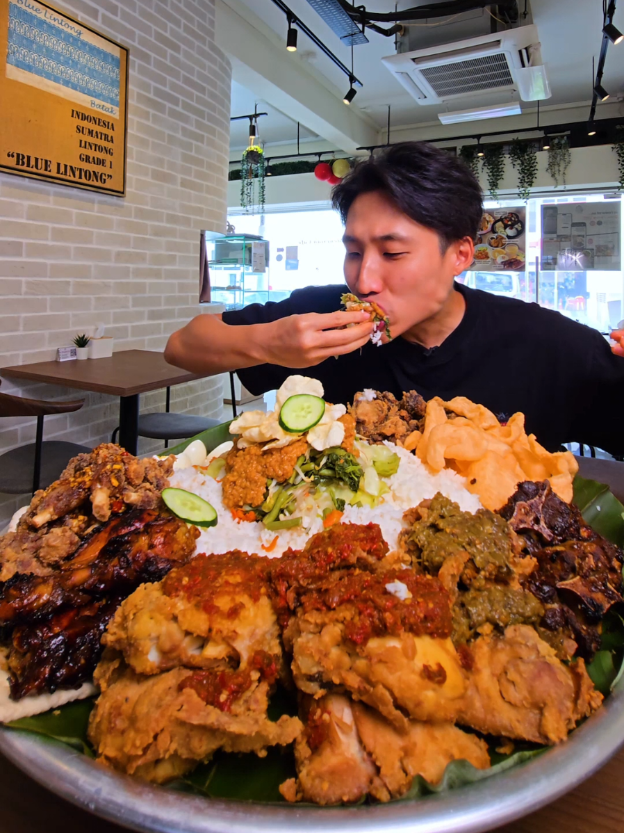 @zermattneo 8KG Fried Indonesia Oxtail Sop Buntut Goreng Challenge! Not easy to … @zermattneo 8KG Fried Indonesia Oxtail Sop Buntut Goreng Challenge! Not easy to …