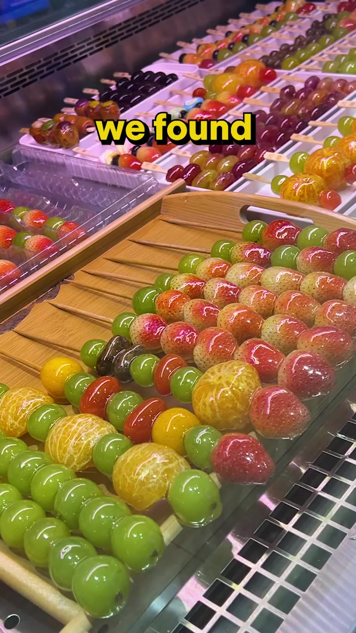 @shout.sg VIRAL TANGHULU IN SG?! Did you know you can get the popular tanghulu s…