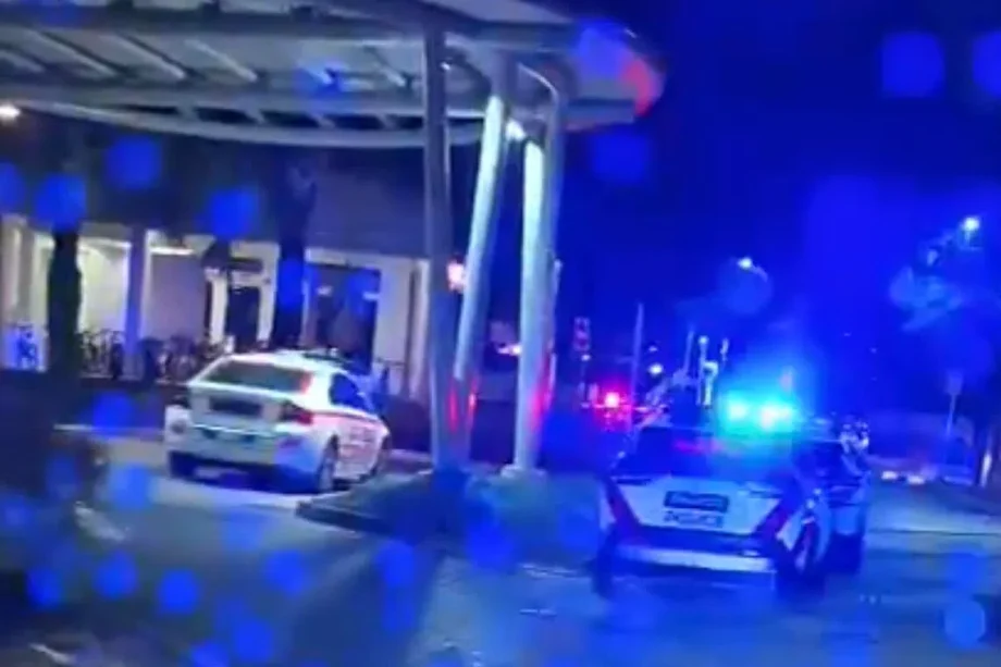 Cops looking for driver who ditched car after police chase from Paya Lebar to Punggol