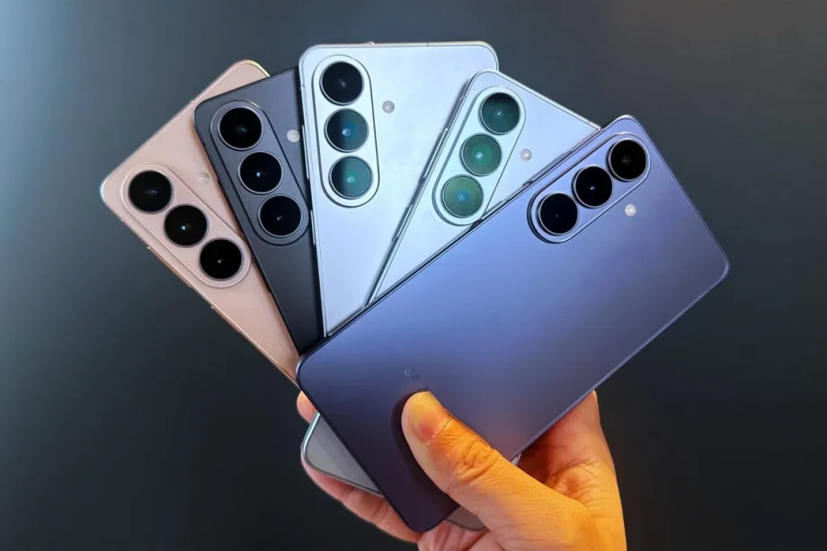 Galaxy S26 & S26+ get smarter with new AI features