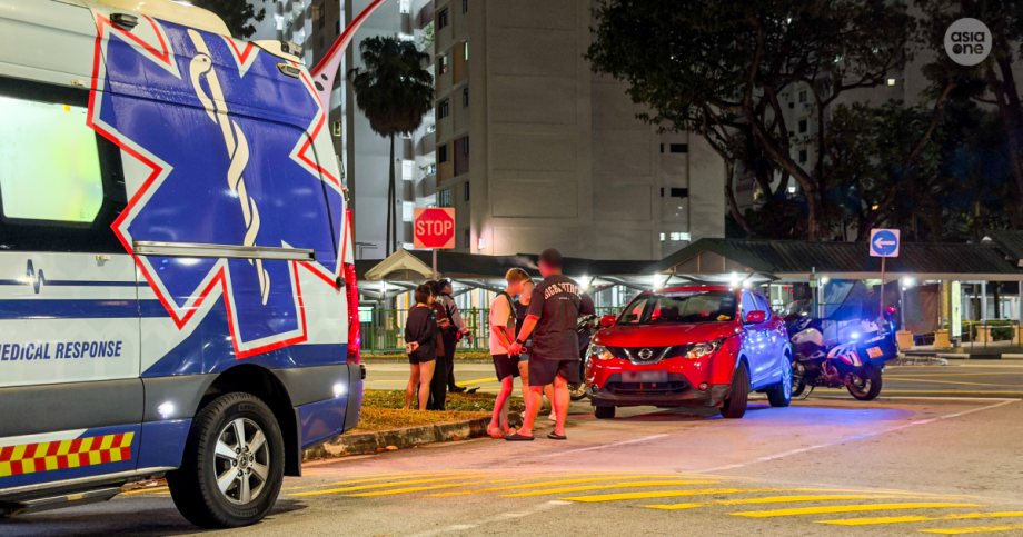Motorcyclist taken to hospital after accident with Tribecar vehicle in Hougang on CNY day 2, Singapore News Motorcyclist taken to hospital after accident with Tribecar vehicle in Hougang on CNY day 2, Singapore News