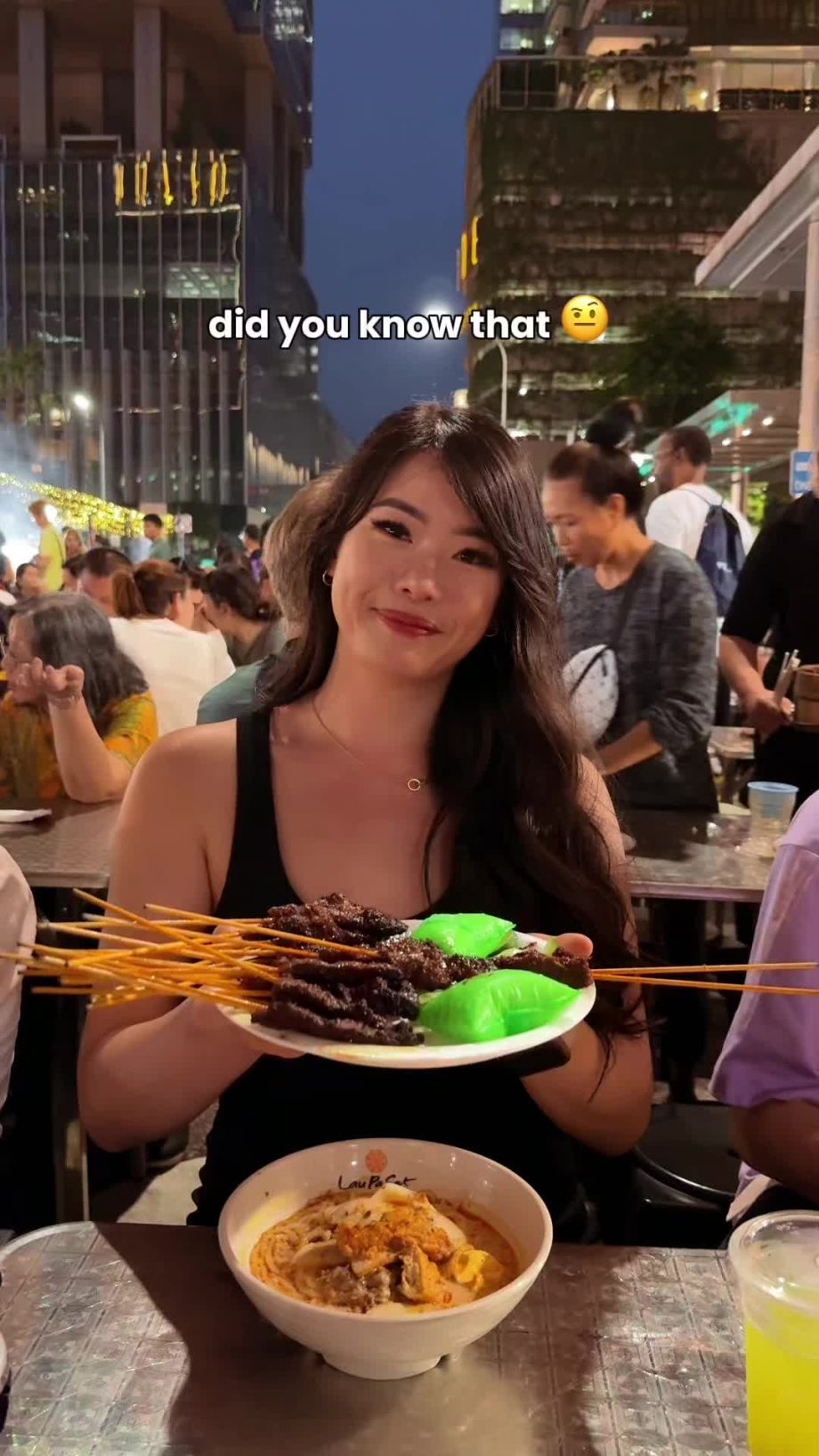 @helloangelia A MUST on your Singapore trip  Satay Street @ Lau Pa Sat #singapor…