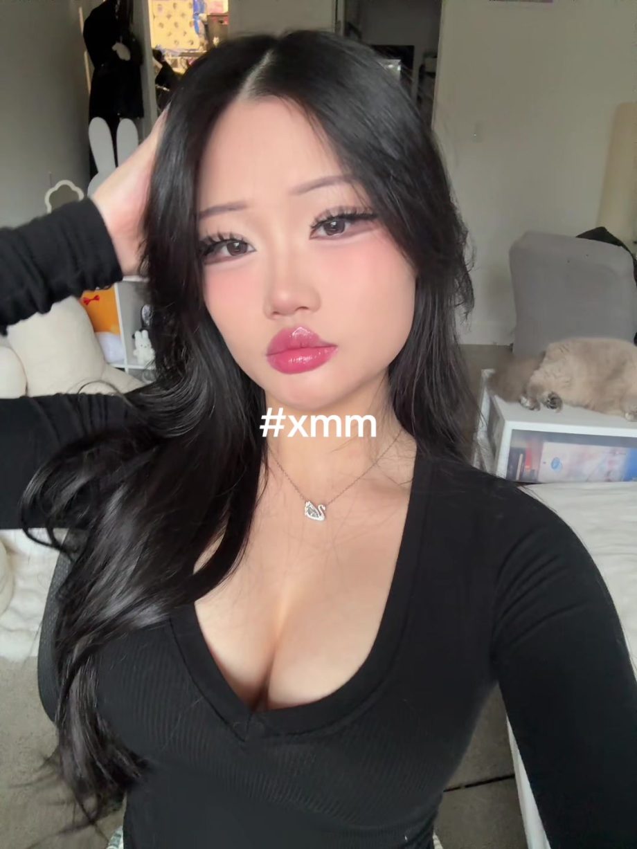 People On TikTok People On TikTok