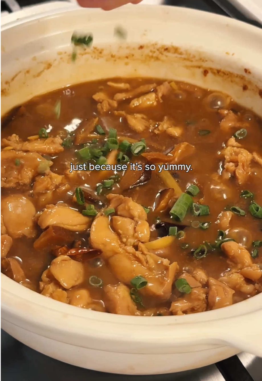 @saemmulsong Sesame oil chicken is one of my favorite local dishes here in Singa…