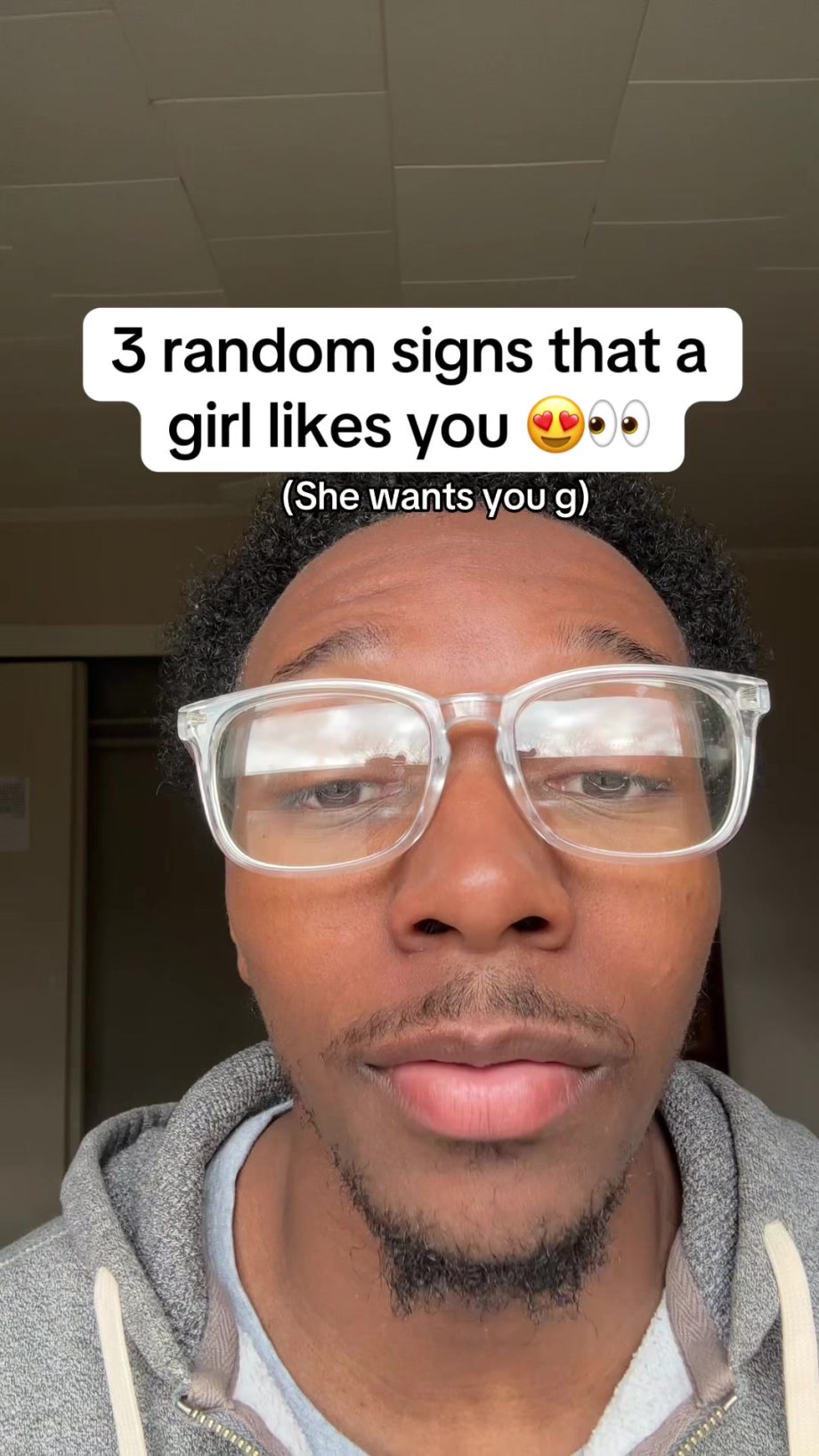 @jayboogz2x 3 random signs that a girl likes you #datingadvice #relationships #g…
