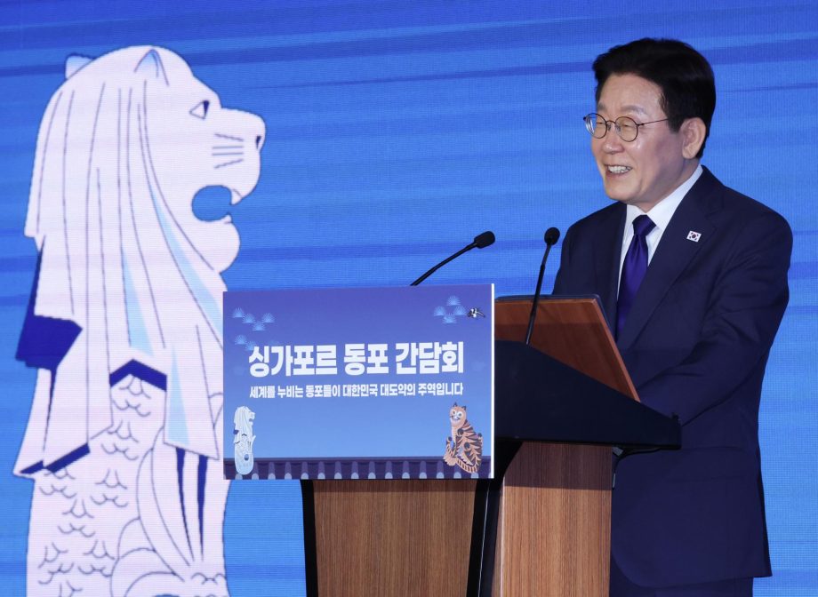 Lee expresses hope to expand AI, energy cooperation with Singapore