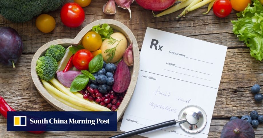 How food shapes our health more than medicine. Doctors share healthy eating tips How food shapes our health more than medicine. Doctors share healthy eating tips