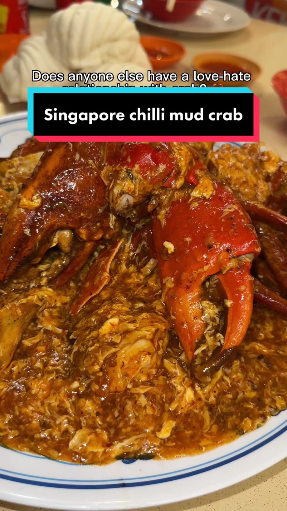 @biteswithlily Who else loves Singapore chilli mud crab?!  #singapore #chillimud…