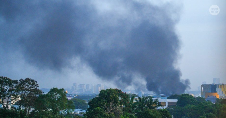 Fire breaks out at building in Sungei Kadut owned by company undergoing liquidation, no injuries reported, Singapore News