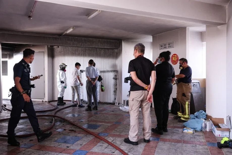 1 dead, 1 taken to hospital after fire breaks out in Choa Chu Kang HDB flat