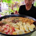 @zermattneo Ordered the world’s largest bowl of Laksa at the legendary 928 Yishu…