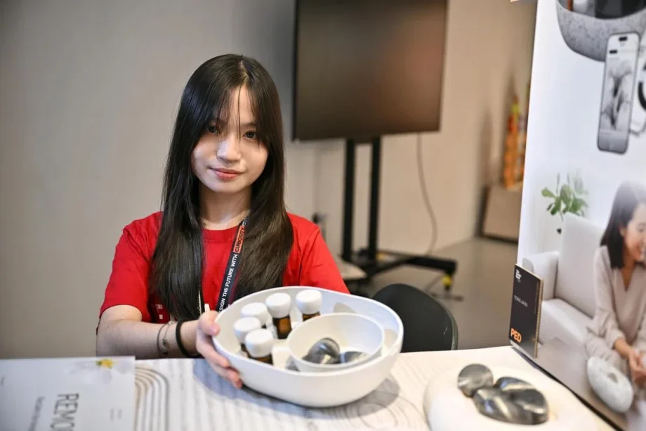 A sniff of hope: TP student creates smell kit for her mother and others with anosmia