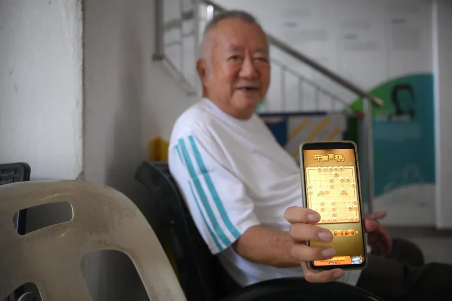 Silver screen: How smartphones are taking over the lives of Singapore’s seniors