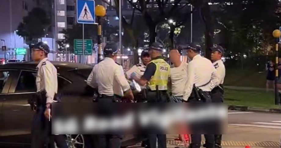Man disqualified from driving flees Sembawang roadblock, arrested after skidding and crashing, Singapore News