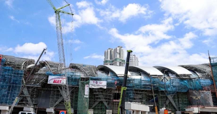 Buses, parking lots being prepared for RTS ahead of January launch Buses, parking lots being prepared for RTS ahead of January launch