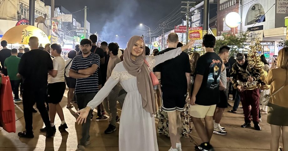 Singaporean air stewardess shares her experience observing Ramadan in different cities, Lifestyle News