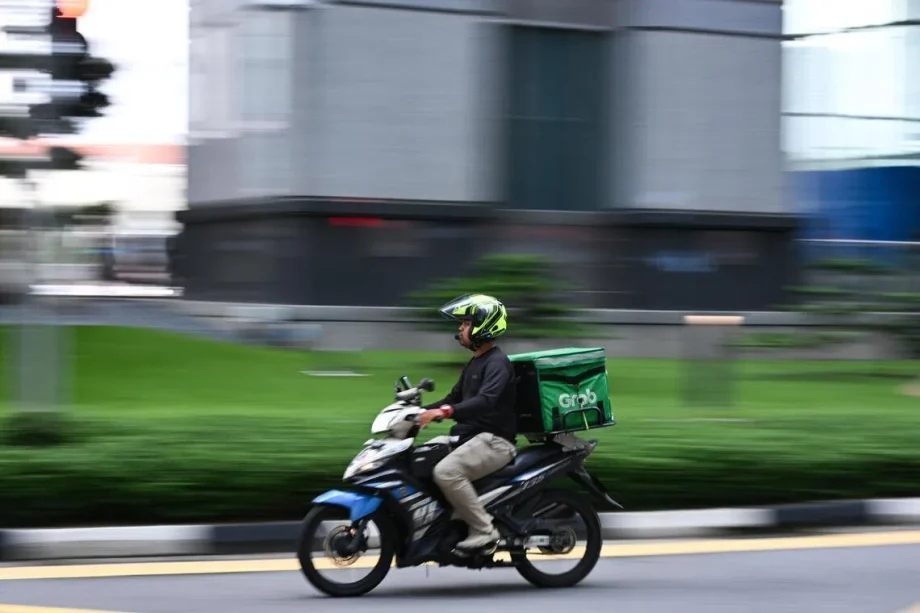Delivery riders say it’s natural to push ahead to earn more despite safety risks